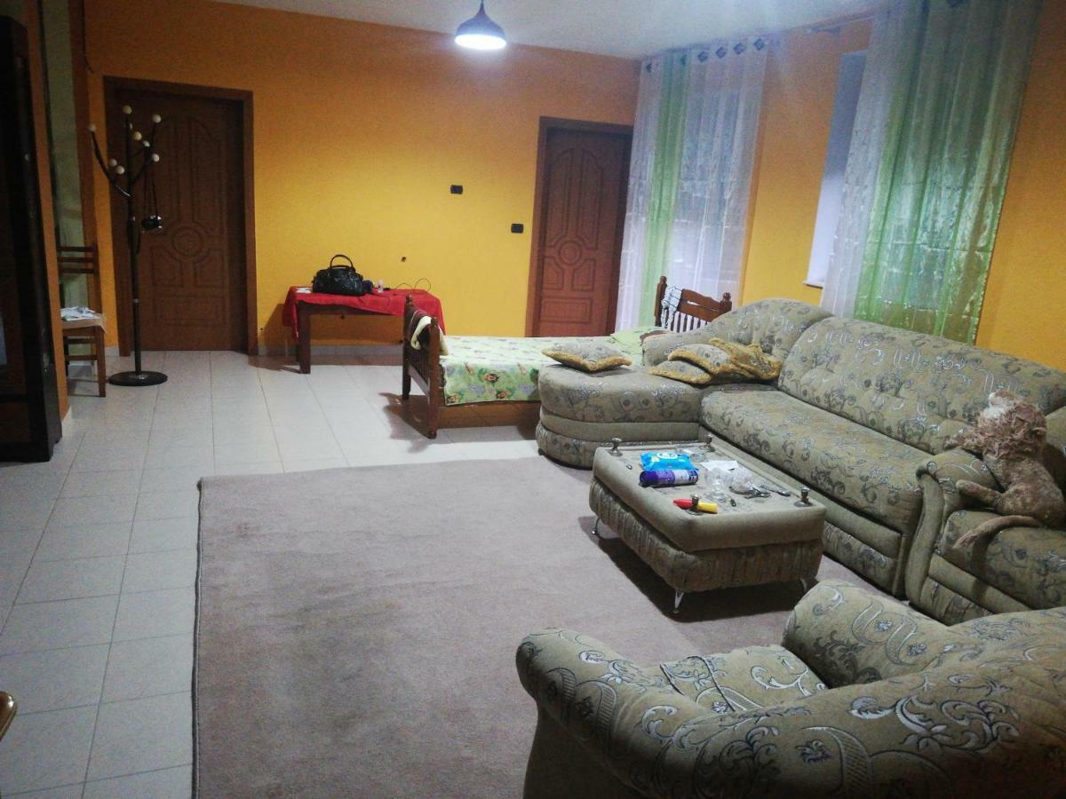 Hotel Albania Голем Экстерьер фото
